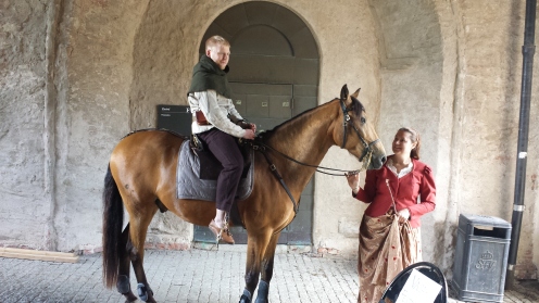 Celeres Nordica lät besökarna klappa häst och delade ut program på fredagen